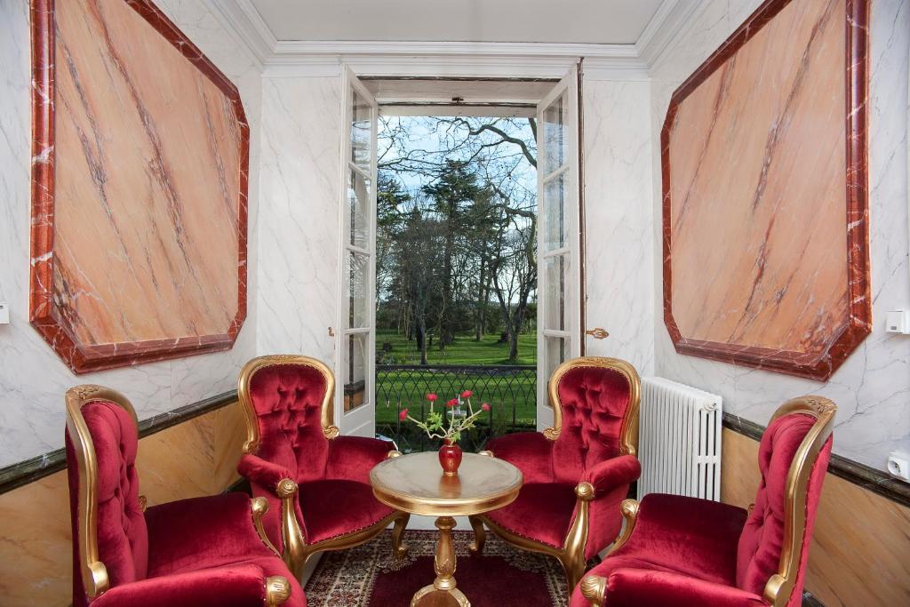 Le Relais Du Silence Chateau Lavail Labastide-d'Anjou Bagian luar foto