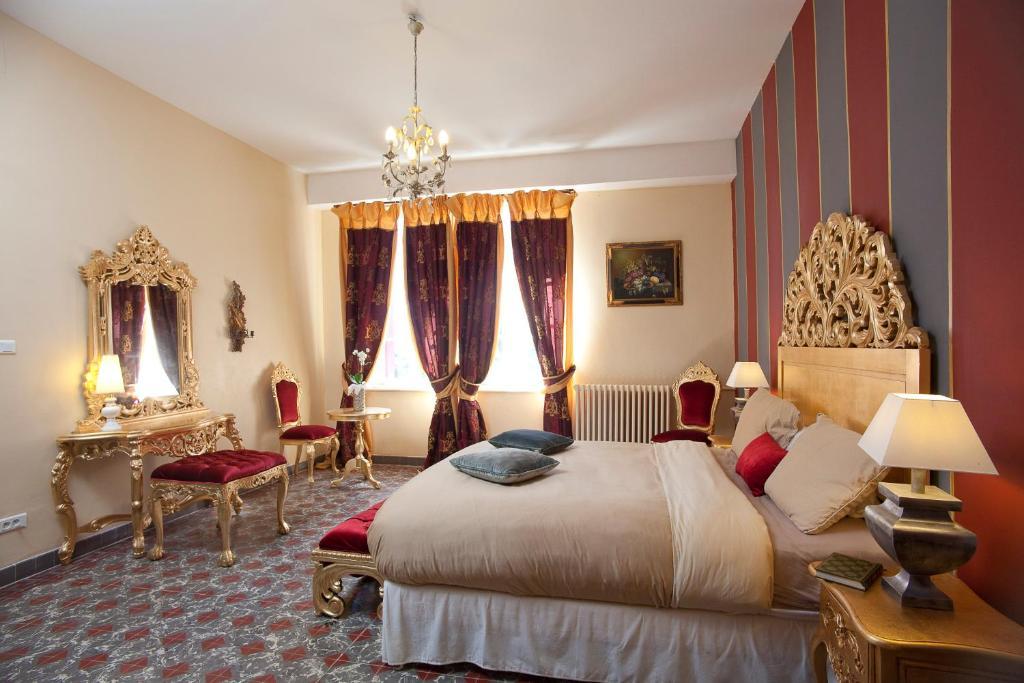 Le Relais Du Silence Chateau Lavail Labastide-d'Anjou Ruang foto