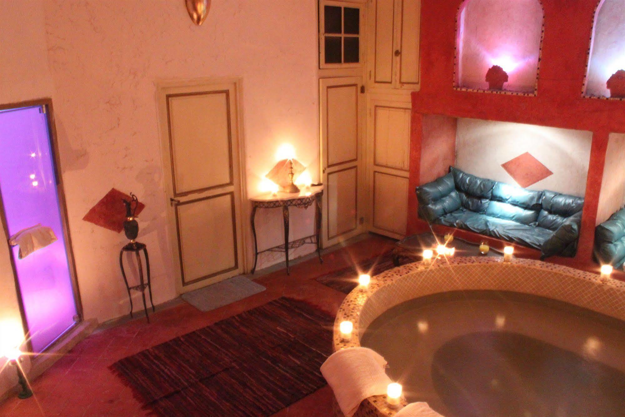 Le Relais Du Silence Chateau Lavail Labastide-d'Anjou Bagian luar foto